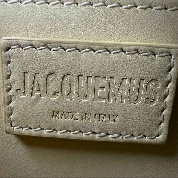Jacquemus Cream Crossbody Bag - Picture 7 of 12